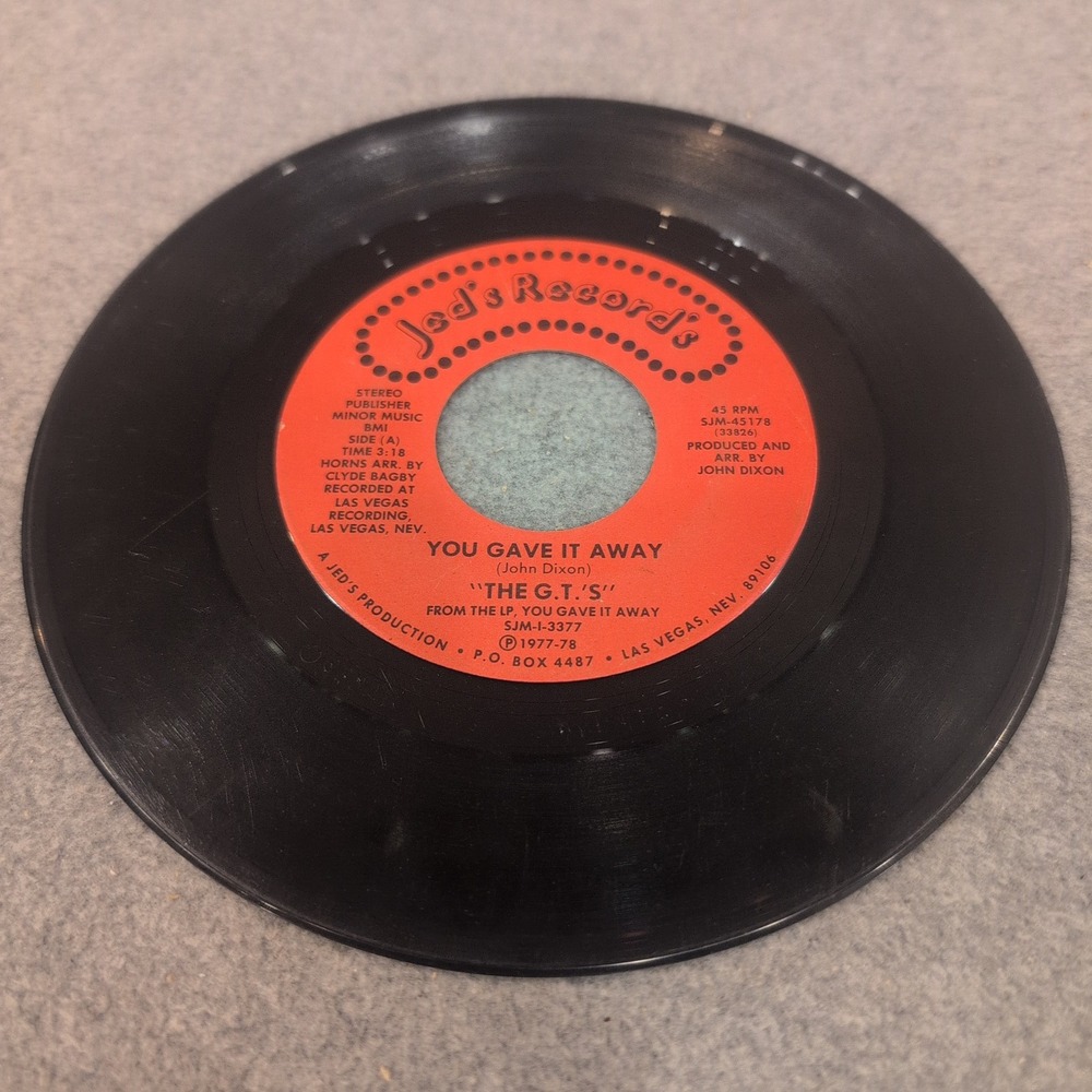The G.T.'s You Gave It Away Running Back 45 RPM Vinyl Jed's Record's SJM-45178‎ - Picture 3 of 4